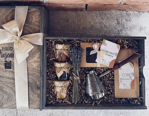Изображение товара Подарочный набор "Perfect Present", дерево, кофе, сладости, турка, букет лаванды