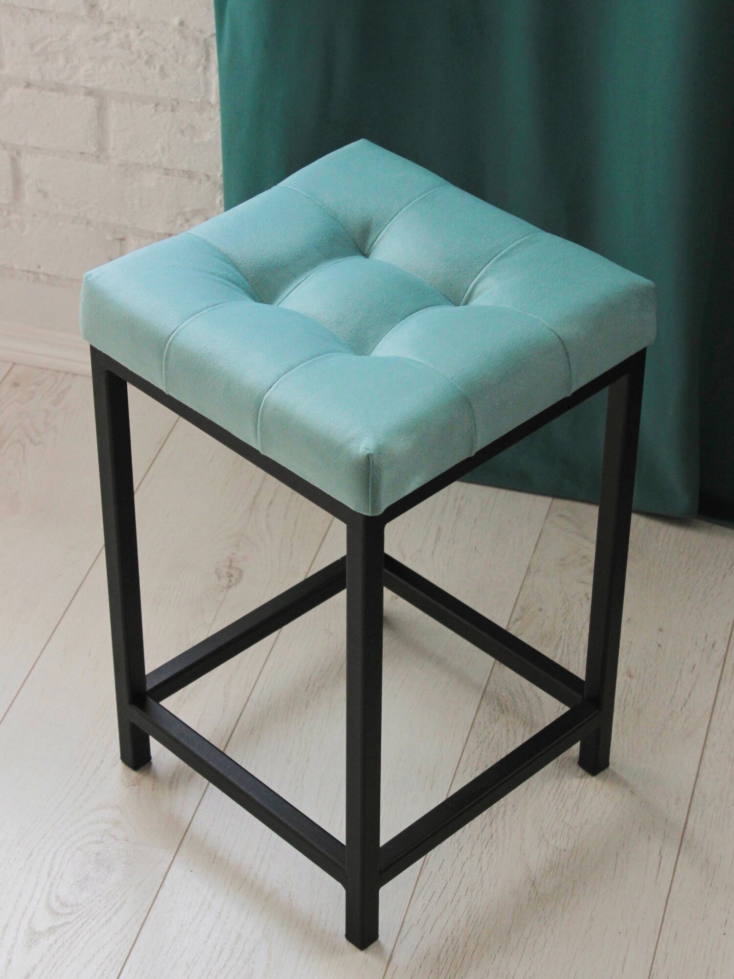 Табурет Linea Art LOFT, мягкий, усиленный, металл, велюр, 30 см x 30см x 48см