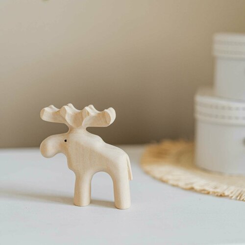 Деревянная фигурка 