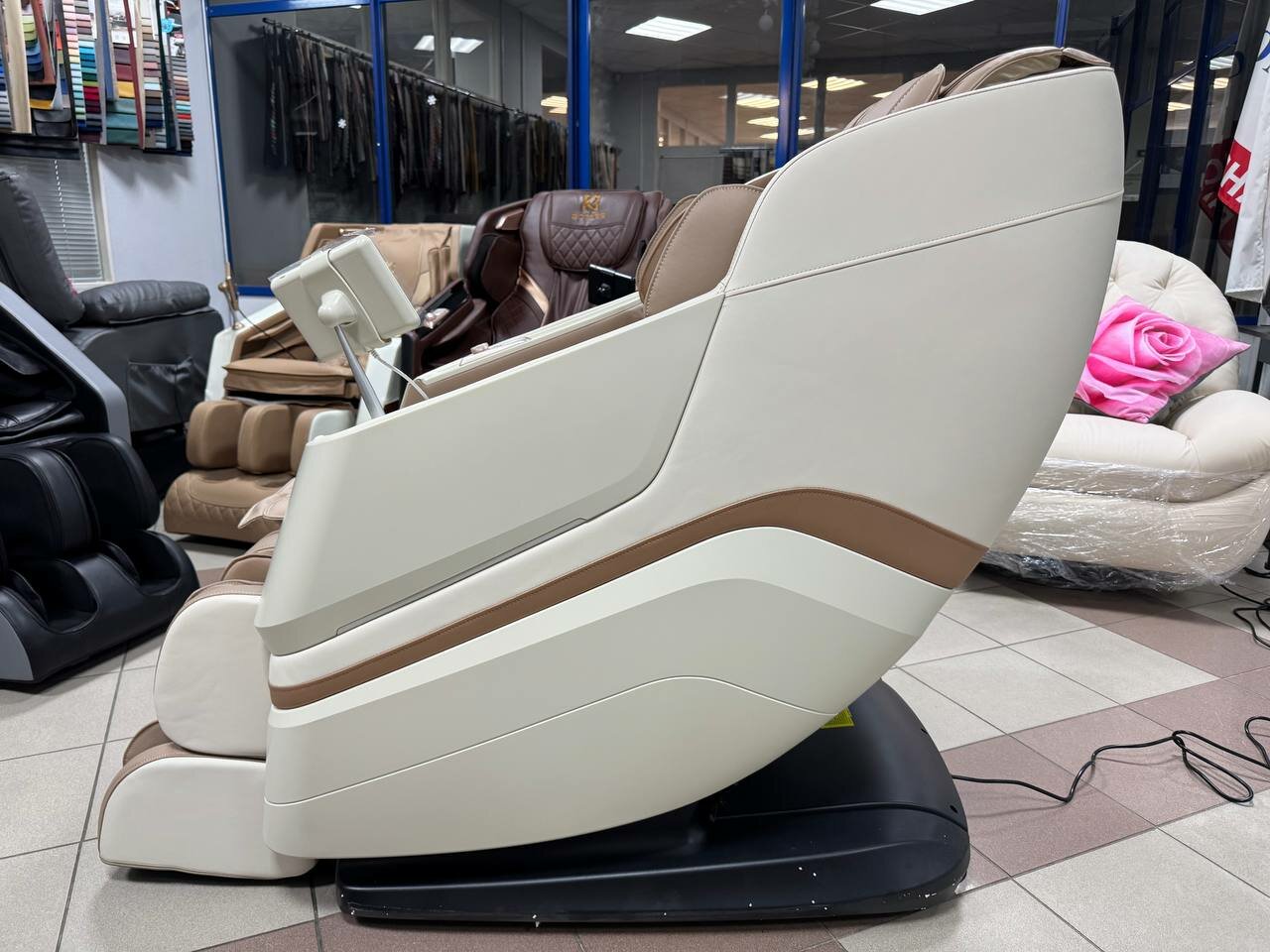 Изображение Массажное кресло SL каретка с 4D массажем BOOKER BK9730 хаки