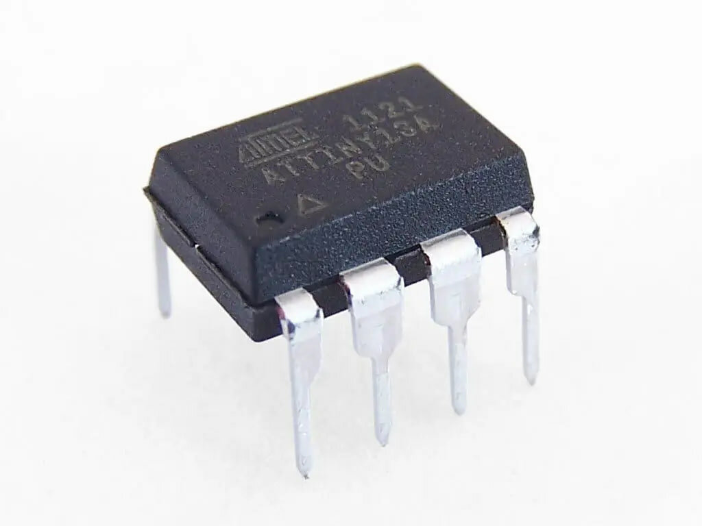 Микроконтроллер ATtiny13 DIP — компактное решение для простых проектов,2шт — фото 1