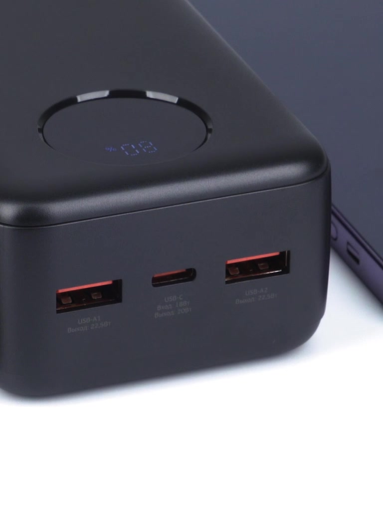 Внешний аккумулятор NRG Turbo V4 30000 мА-ч, дисплей, powerbank черный, Deppa, 33683 — фото 1