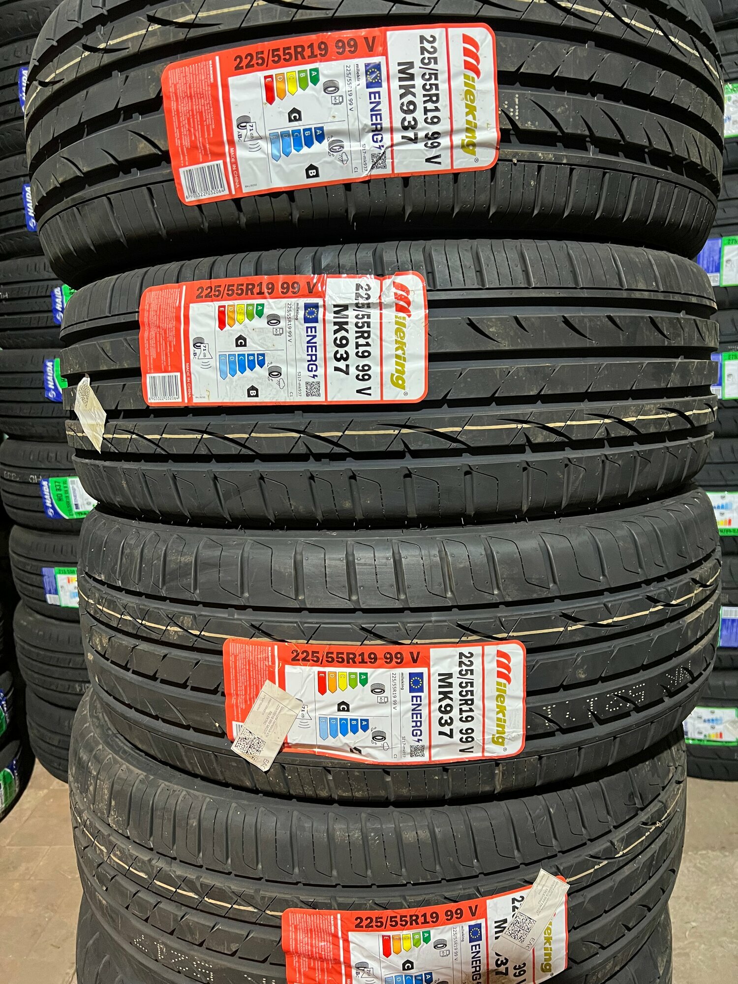 Шины Mileking MK937 225/55 R19 99V, летние для легковых автомобилей