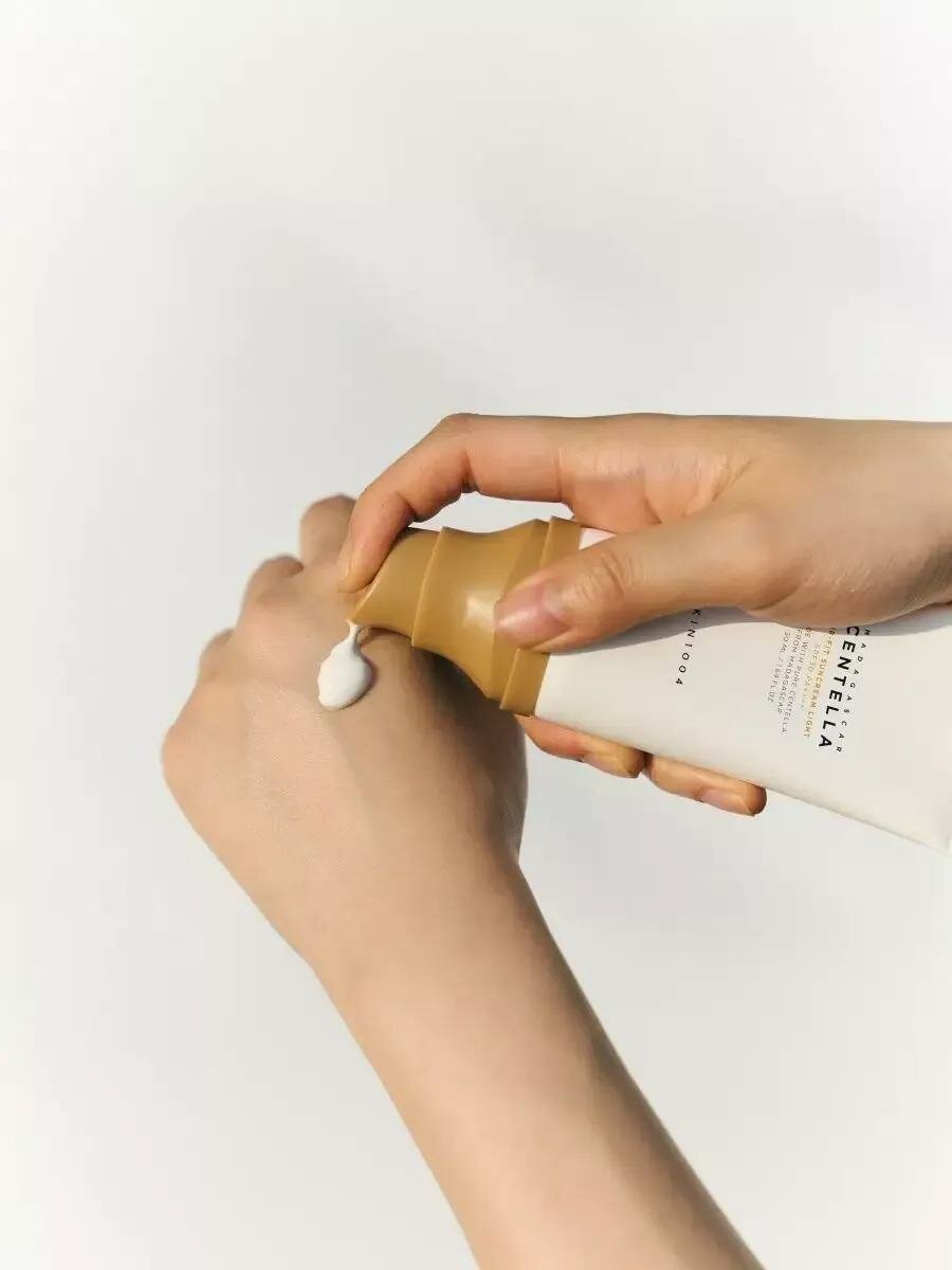 Солнцезащитный крем с центеллой SPF 50+ Madagascar Centella SPF50+ PA++++, 50 мл — фото 1