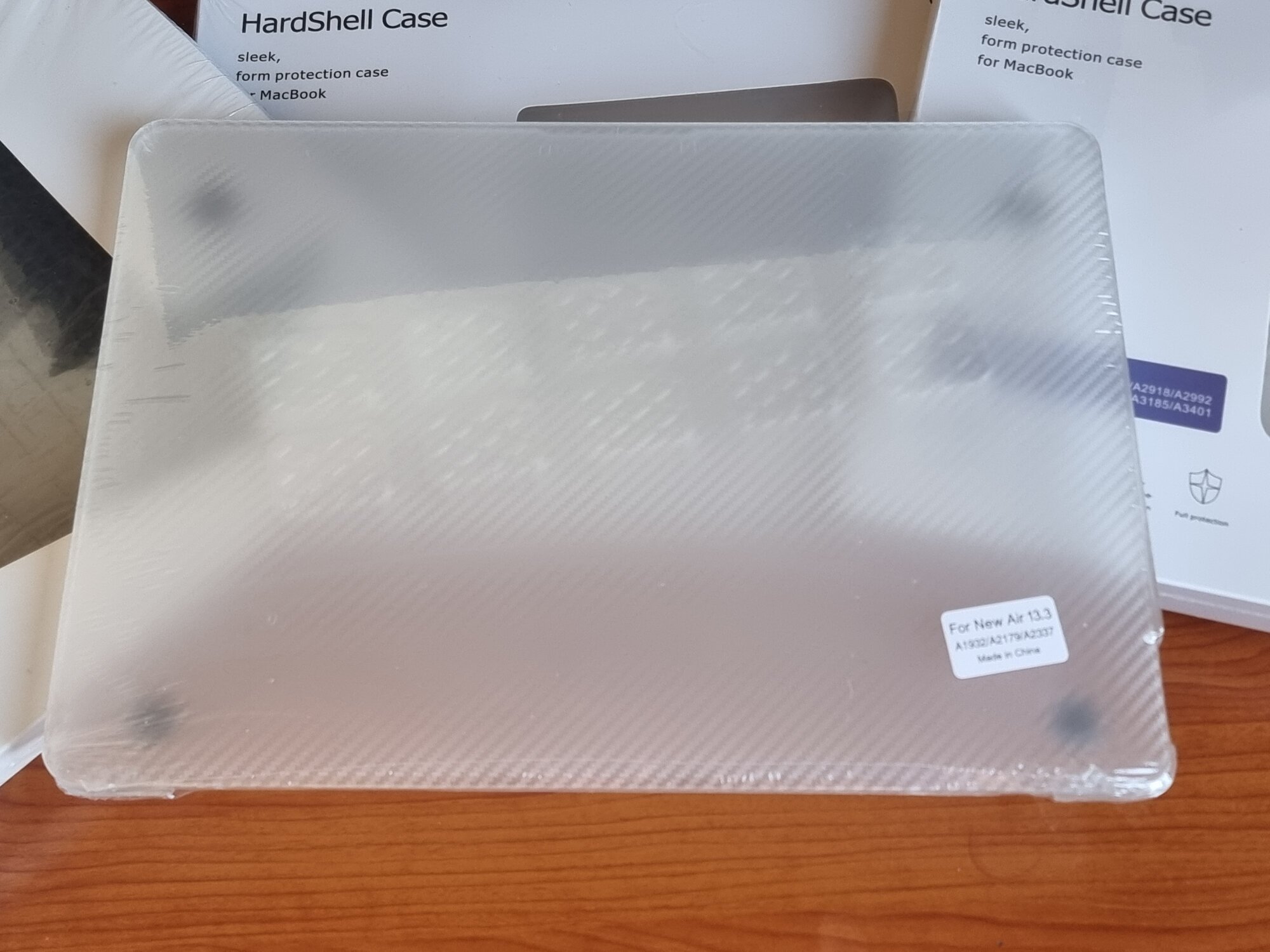 Чехол для ноутбука Macbook Air 13.3, карбон, A1932 / A2179 / A2337, ударопрочный — фото 1