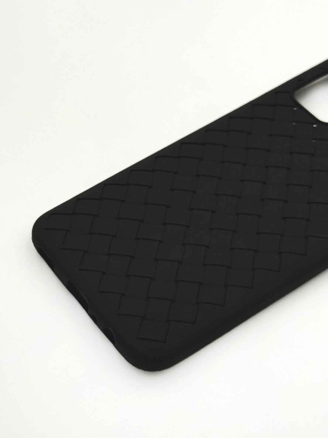 Противоударный чехол с плетёным рисунком для Samsung Galaxy A12, чёрный — фото 1