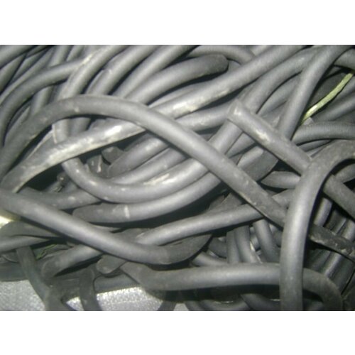 Комплект шнуров из микропористой резины черного цвета размер 22 мм и 25 мм по 2 метра