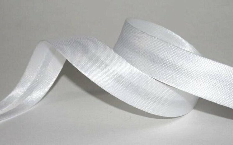 Косая бейка атласная белая ширина 15мм длина 5м