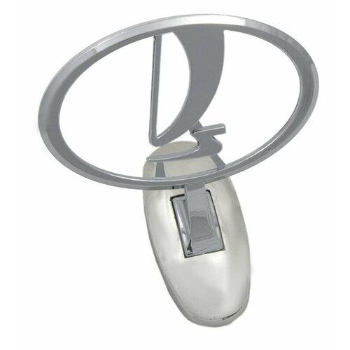 фото Прицел на капот ваз