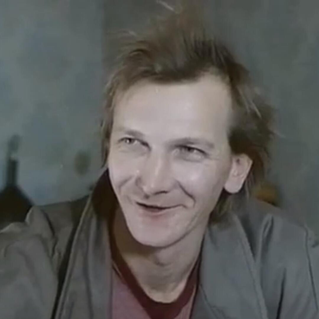 Фон фильма «Духов день»