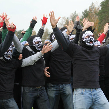 Околофутбола, 2013 — Смотреть Фильм Онлайн В Хорошем Качестве.