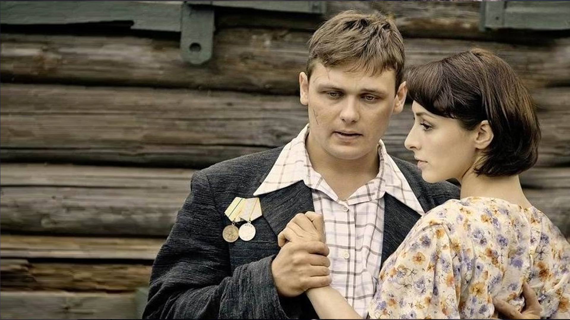 Фон фильма «Вчера закончилась война»