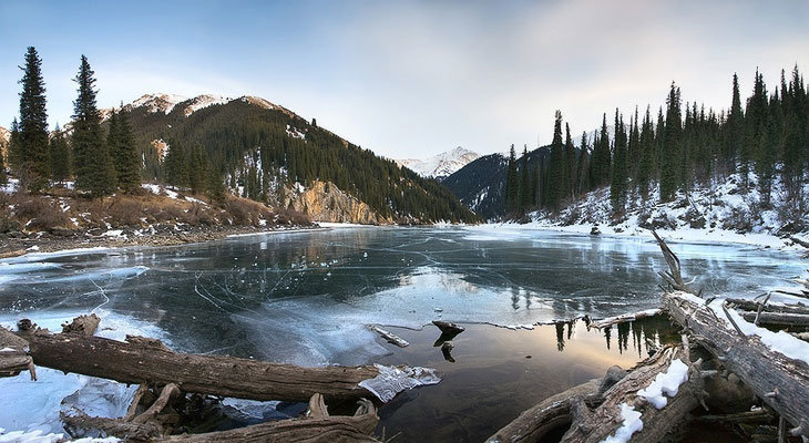 озеро кольсай фото