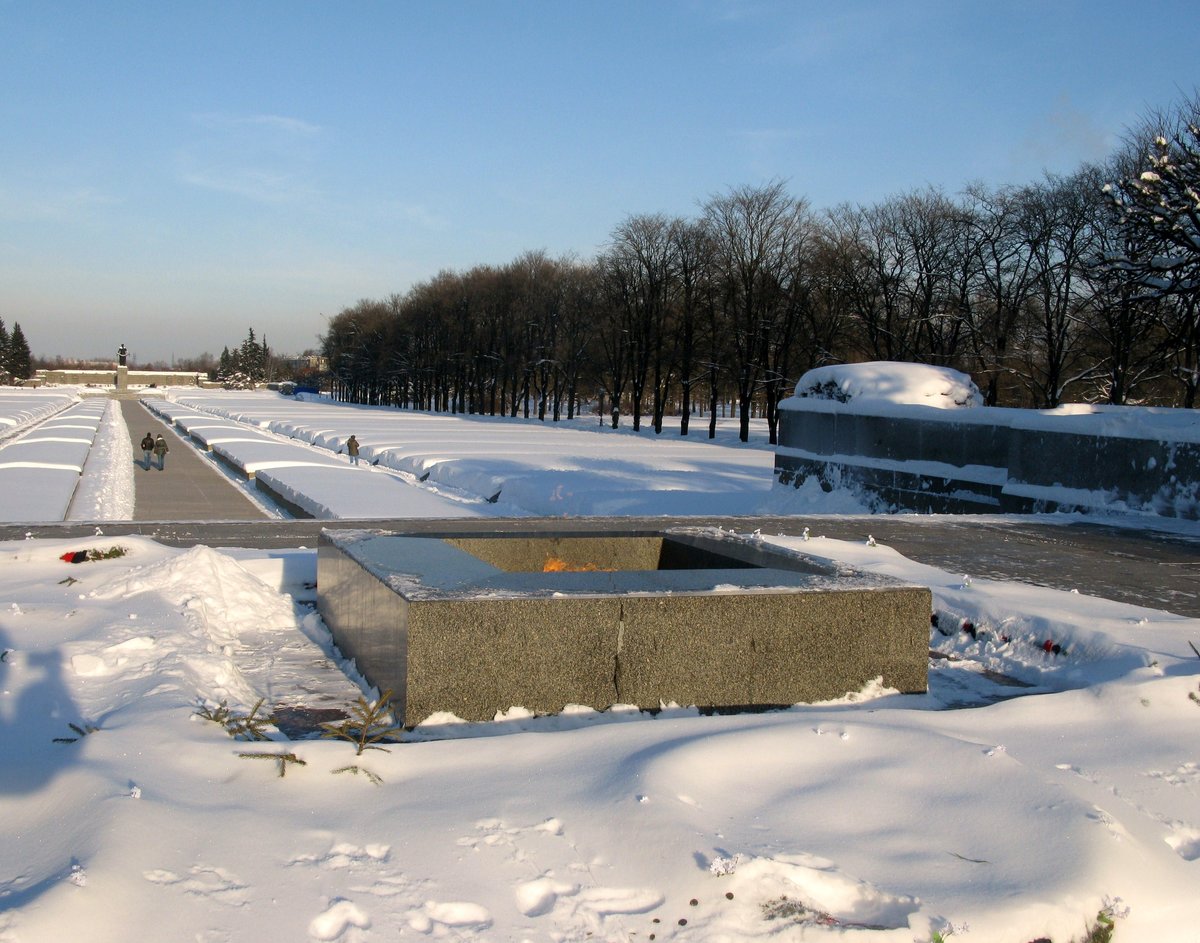 пискаревское кладбище в санкт петербурге фото