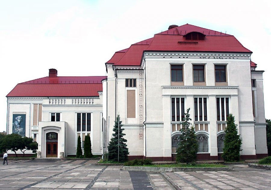 калининградский областной историко-художественный музей фото