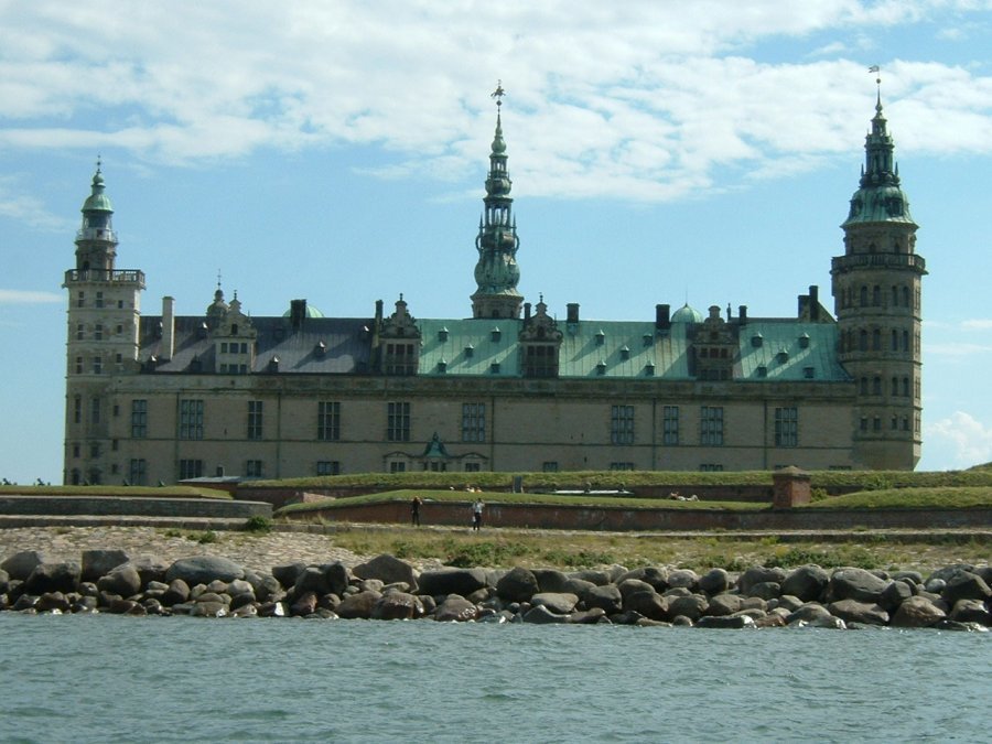 замок кронборг дания фото