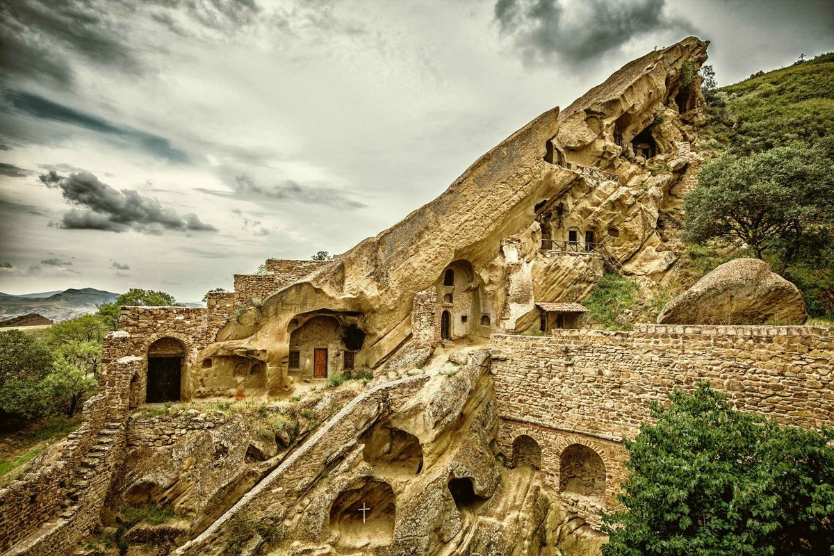 пещерный монастырь давид гареджи фото