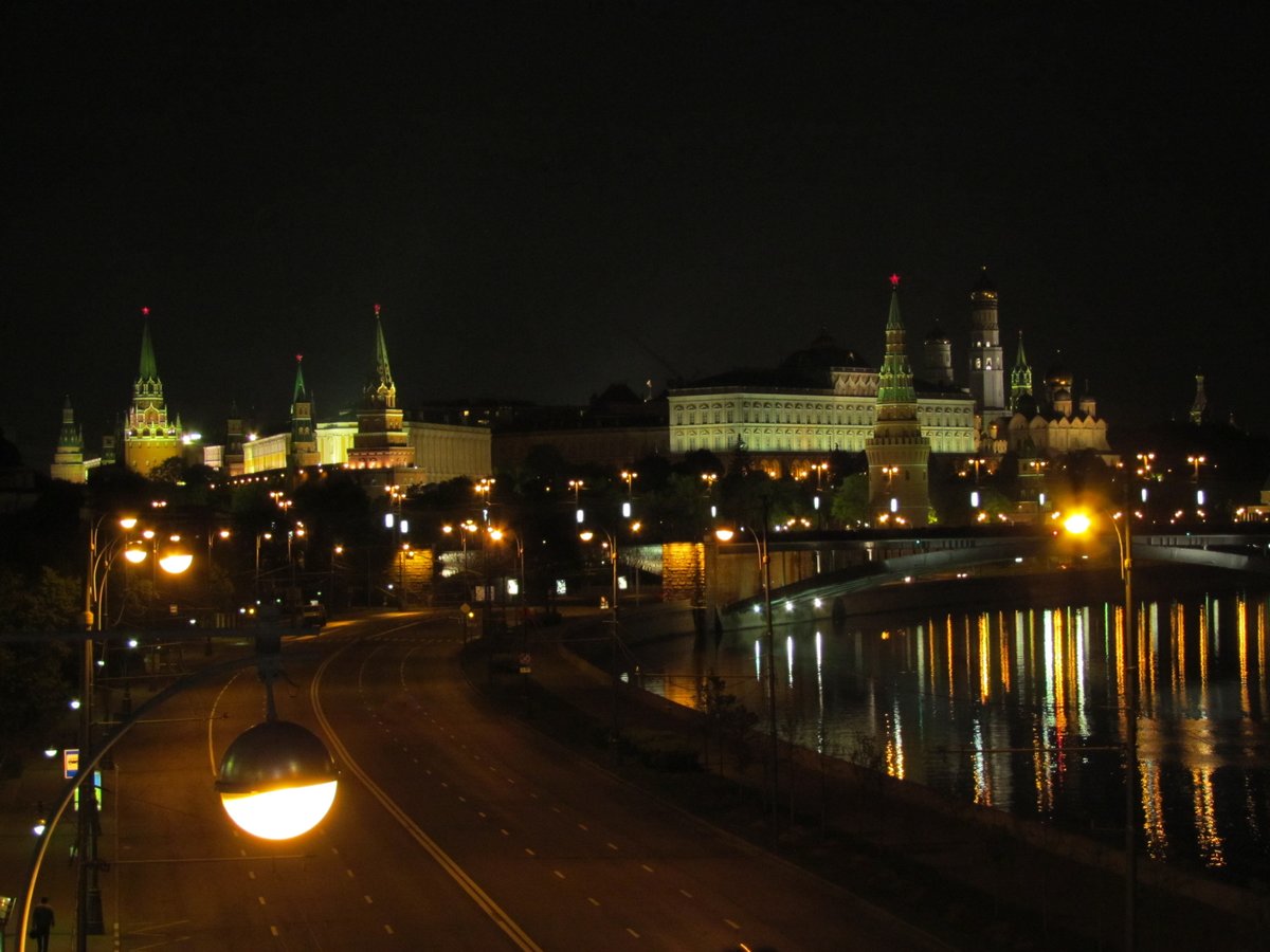 кремль ночью фото
