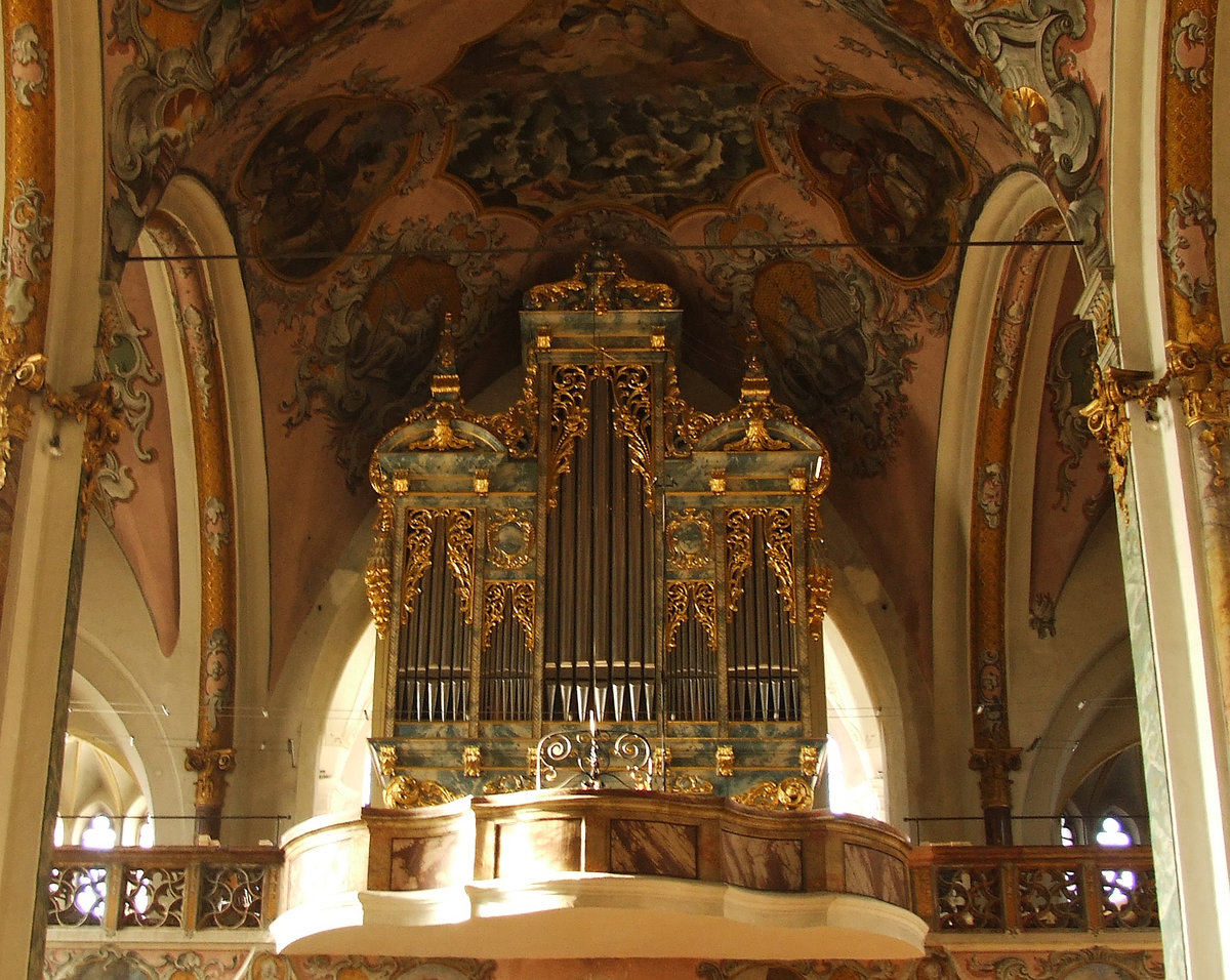 штутгартская церковь святого иоанна (stiftskirche stuttgart) фото