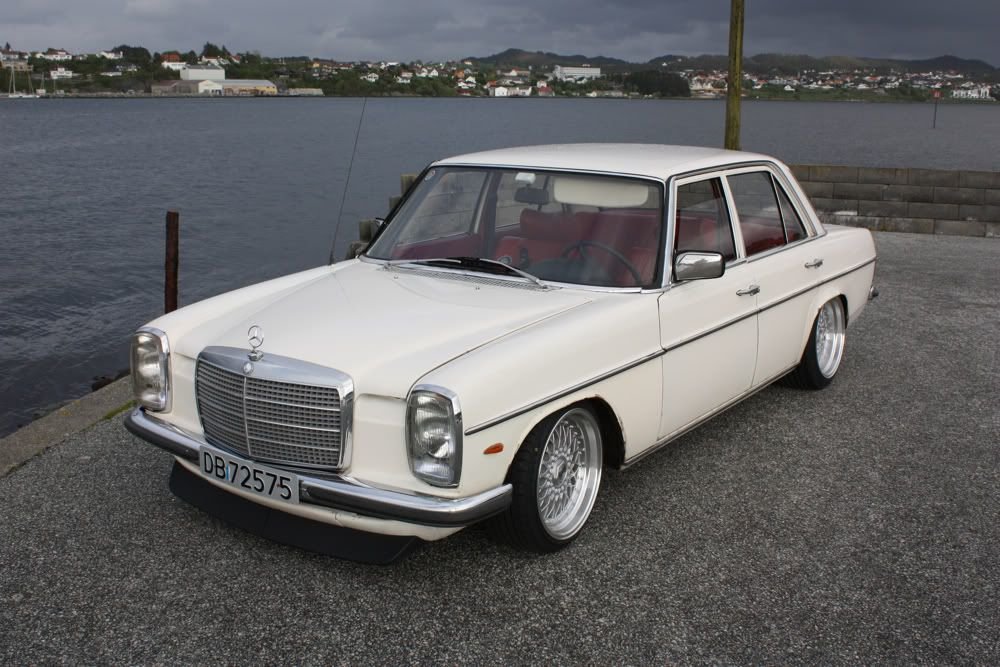 mercedes-benz w114/w115 фото