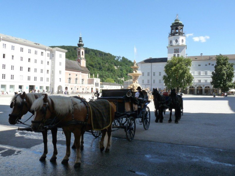 historic centre of salzburg фото