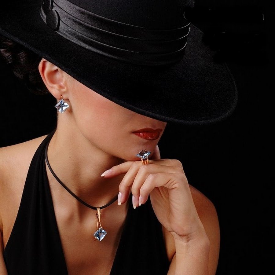 zhenshini-shikarnimi-foto-krasivoy-neznakomki-gryaznih