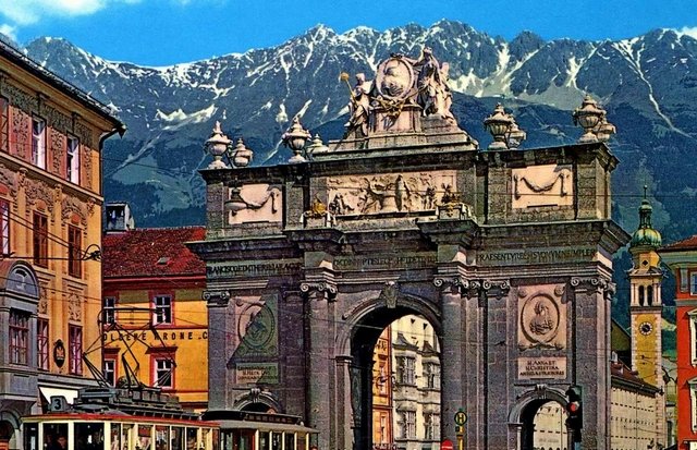 триумфальная арка инсбрук фото