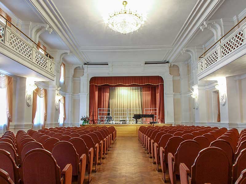 концертный зал маклецкого екатеринбург фото