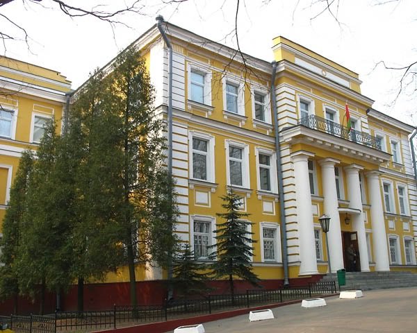 губернаторский дворец витебск фото