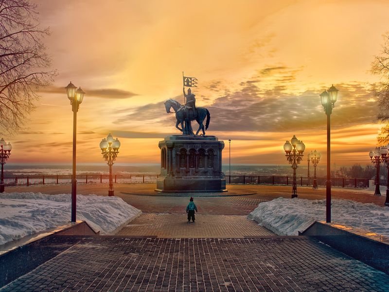 памятник князю владимиру во владимире фото