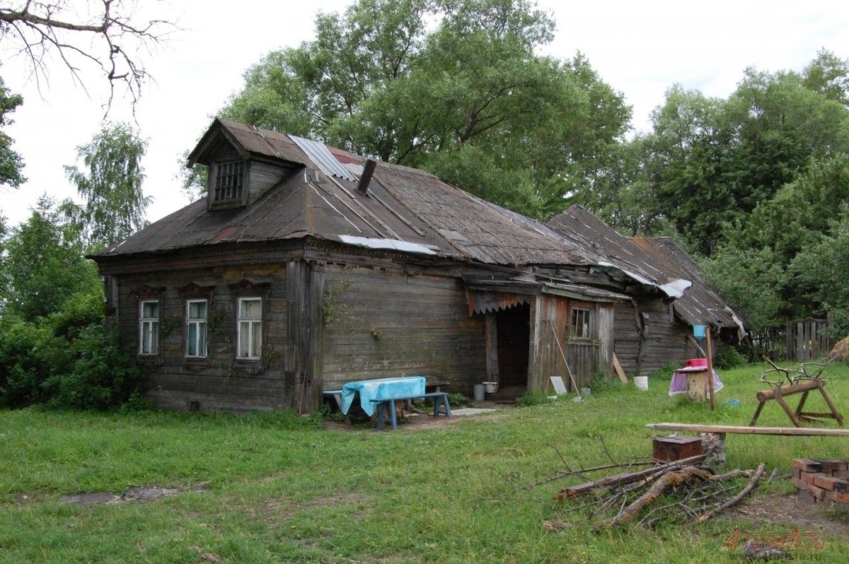 в каком районе деревня годы