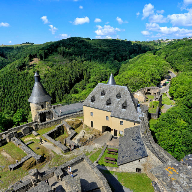 замок ьуршед люксембург фото