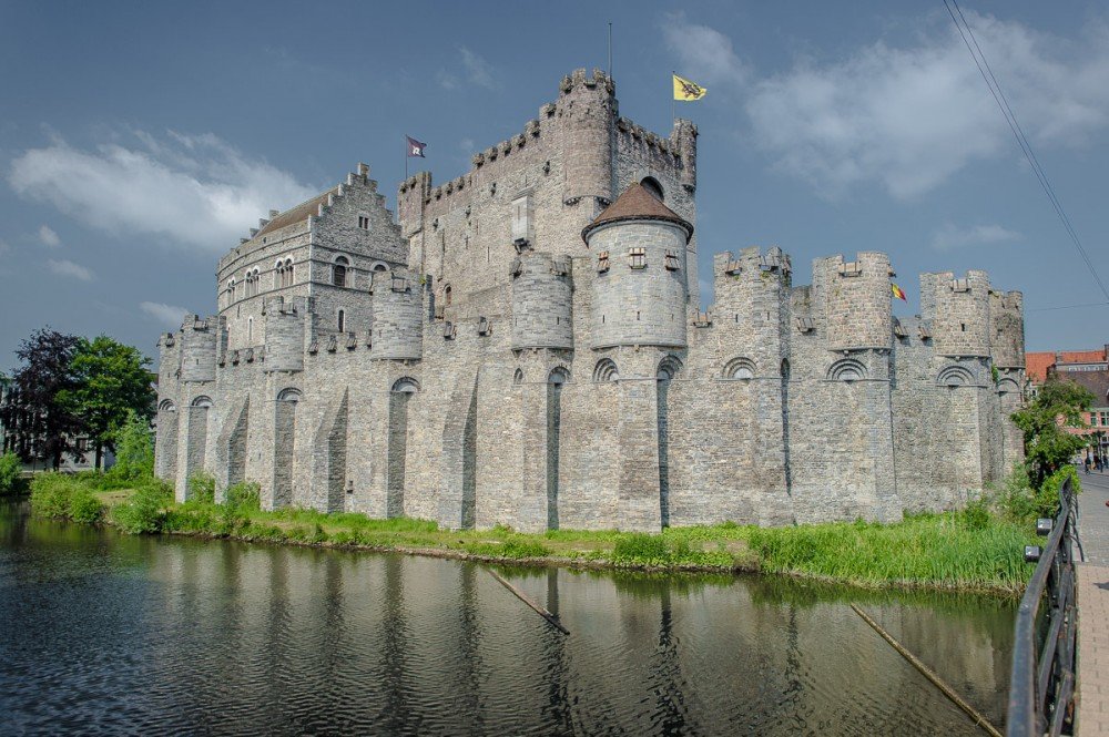 замок гравенстеен гент бельгия фото