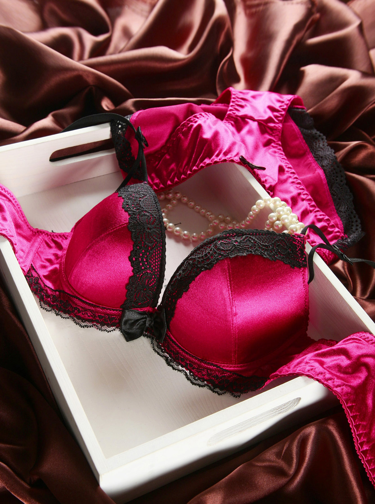 nerealno-krasivoe-i-dorogoe-zhenskoe-bele