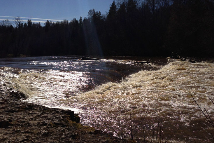 водопад гирвас карелия фото
