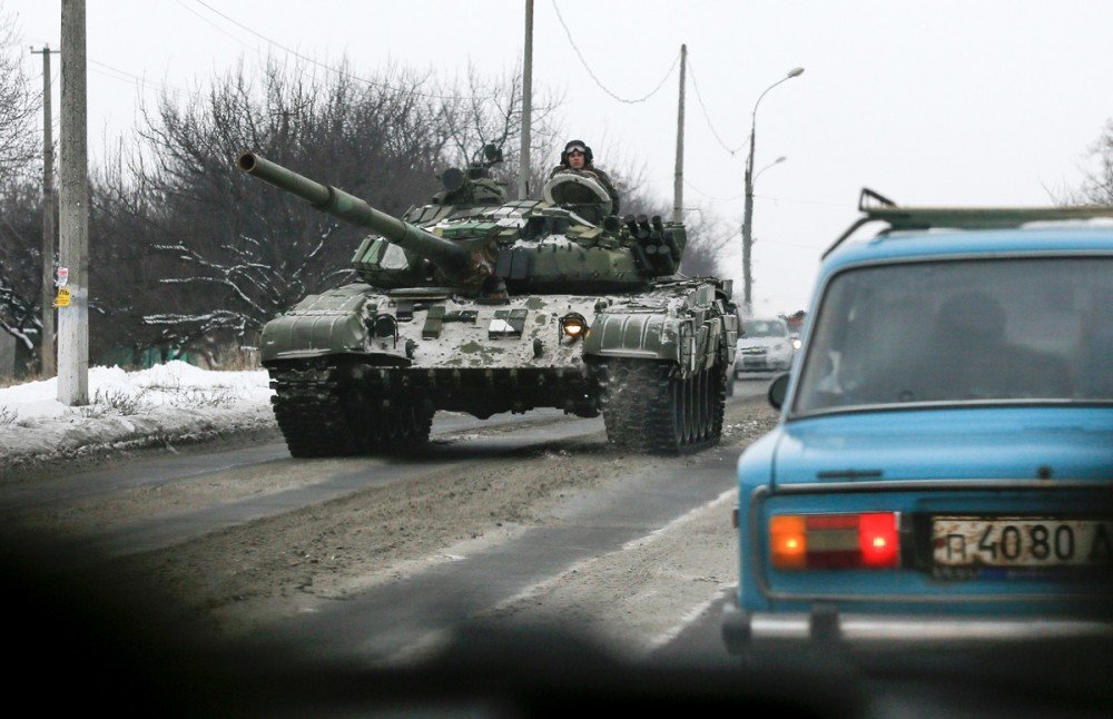 танки едут на украину фото