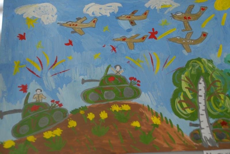 детский рисунок на тему война фото