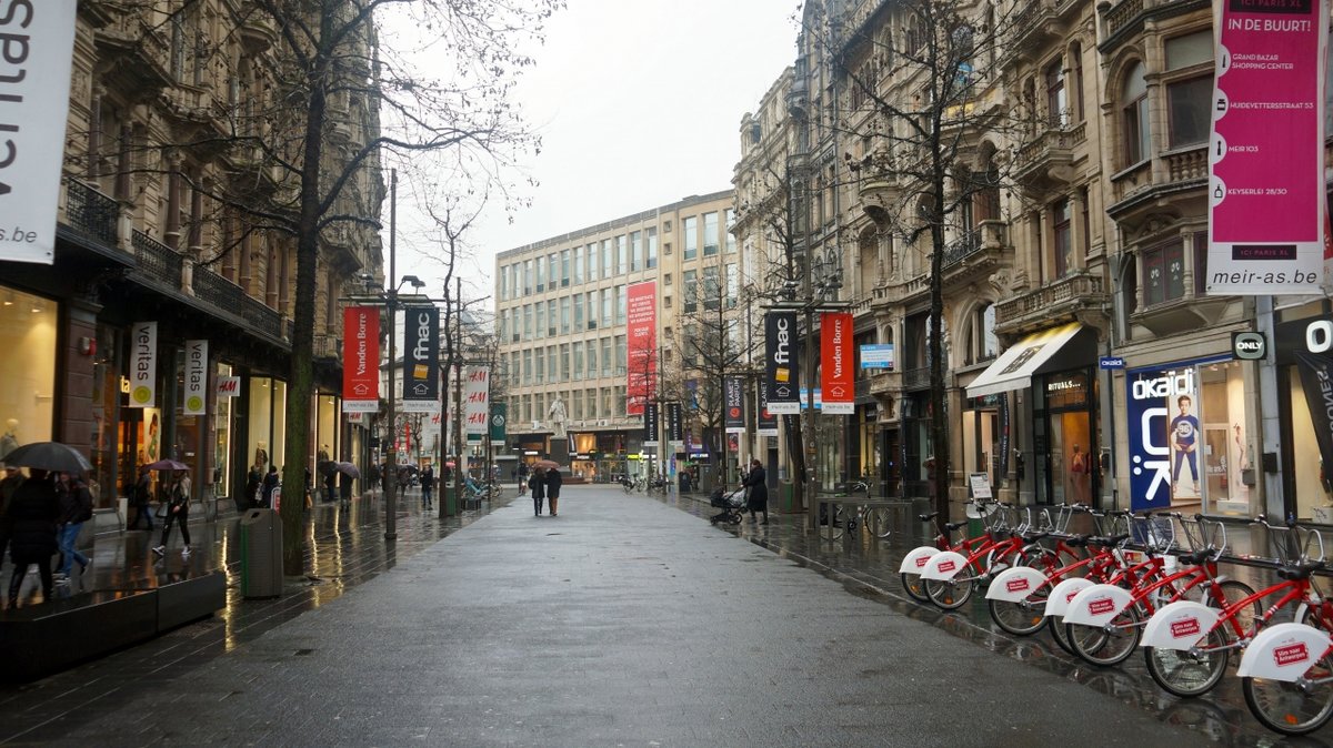 улица меир в антверпене фото