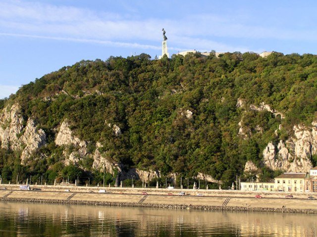 венгрия гора геллерт фото