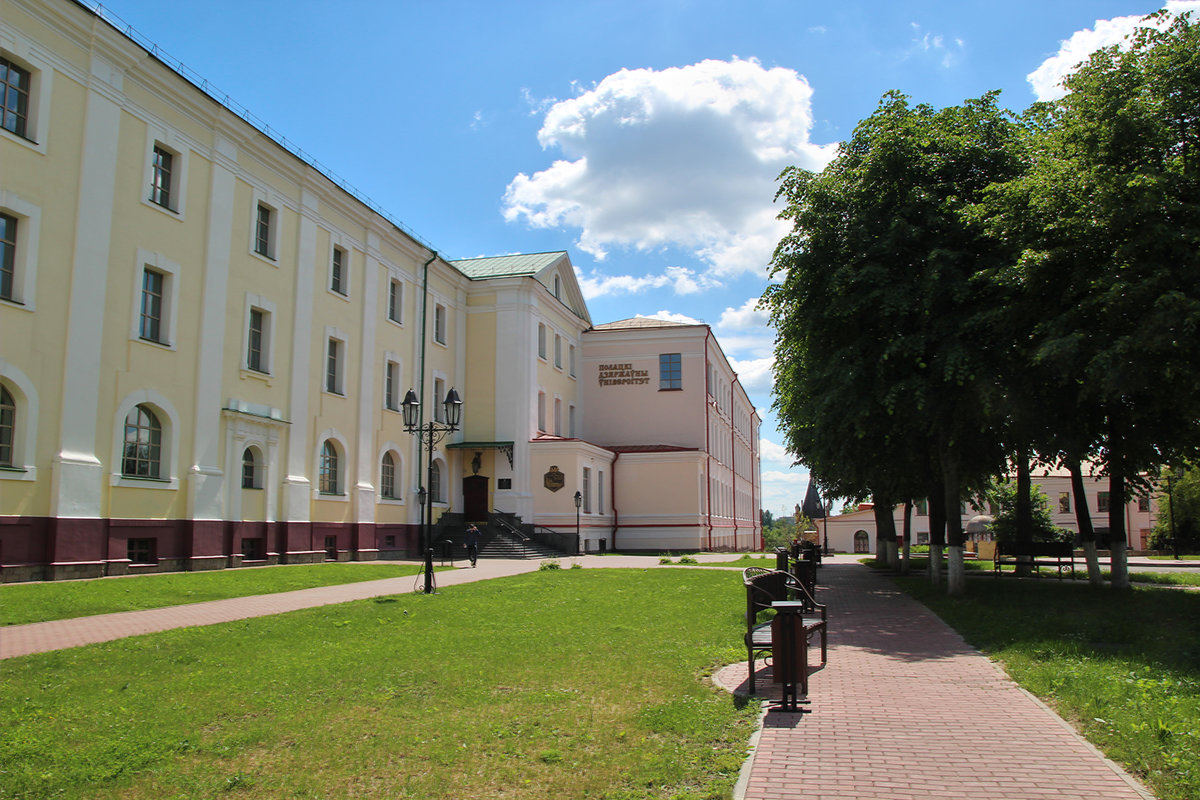 полоцкий иезуитский коллегиум фото