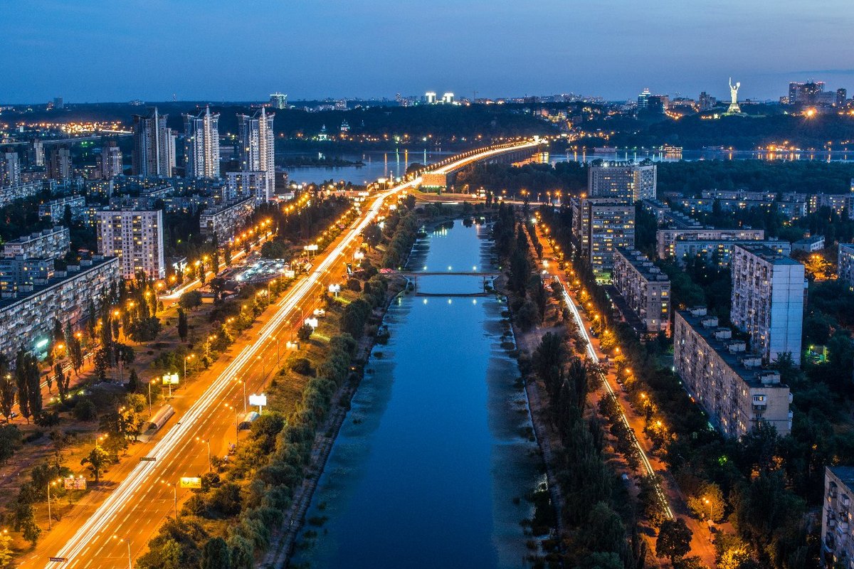 русановская набережная киев фото