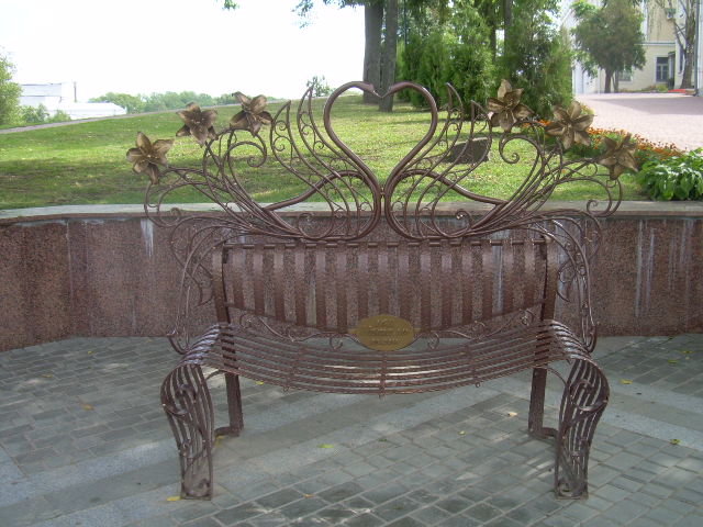 кованые скамейки фото