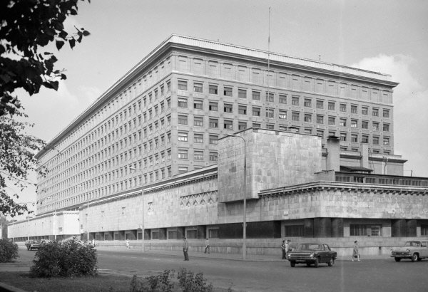 здание академии фрунзе в москве фото