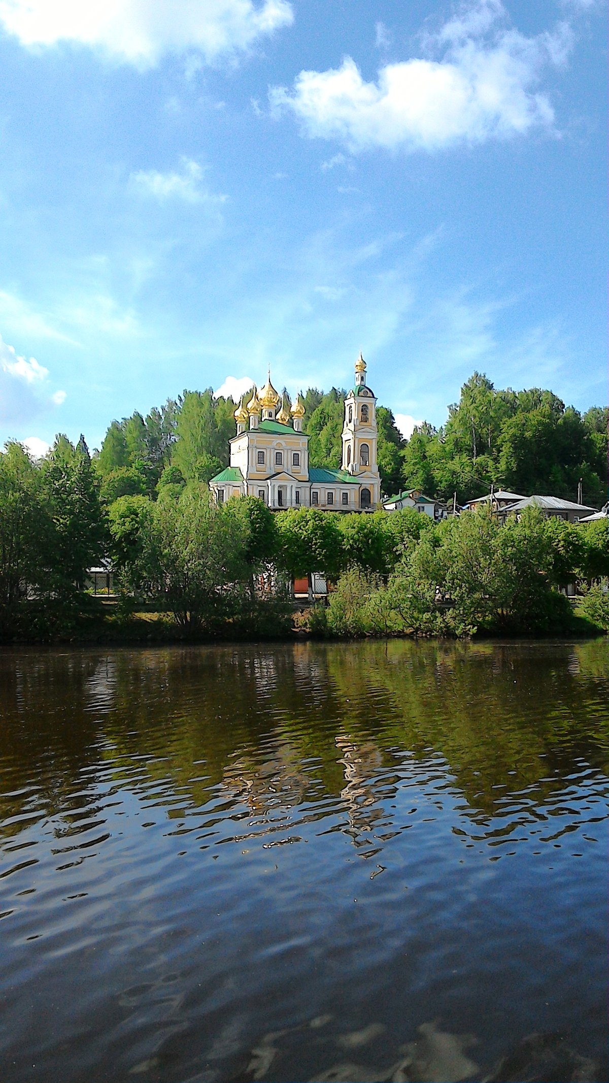 воскресенская церковь плес фото