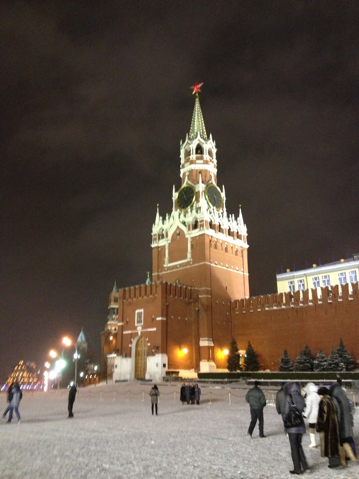 часовая башня кремля фото