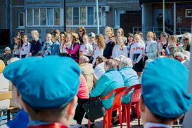 Фото 41. Наши гимназисты на шествии к 9 Мая 2018. Тольятти
