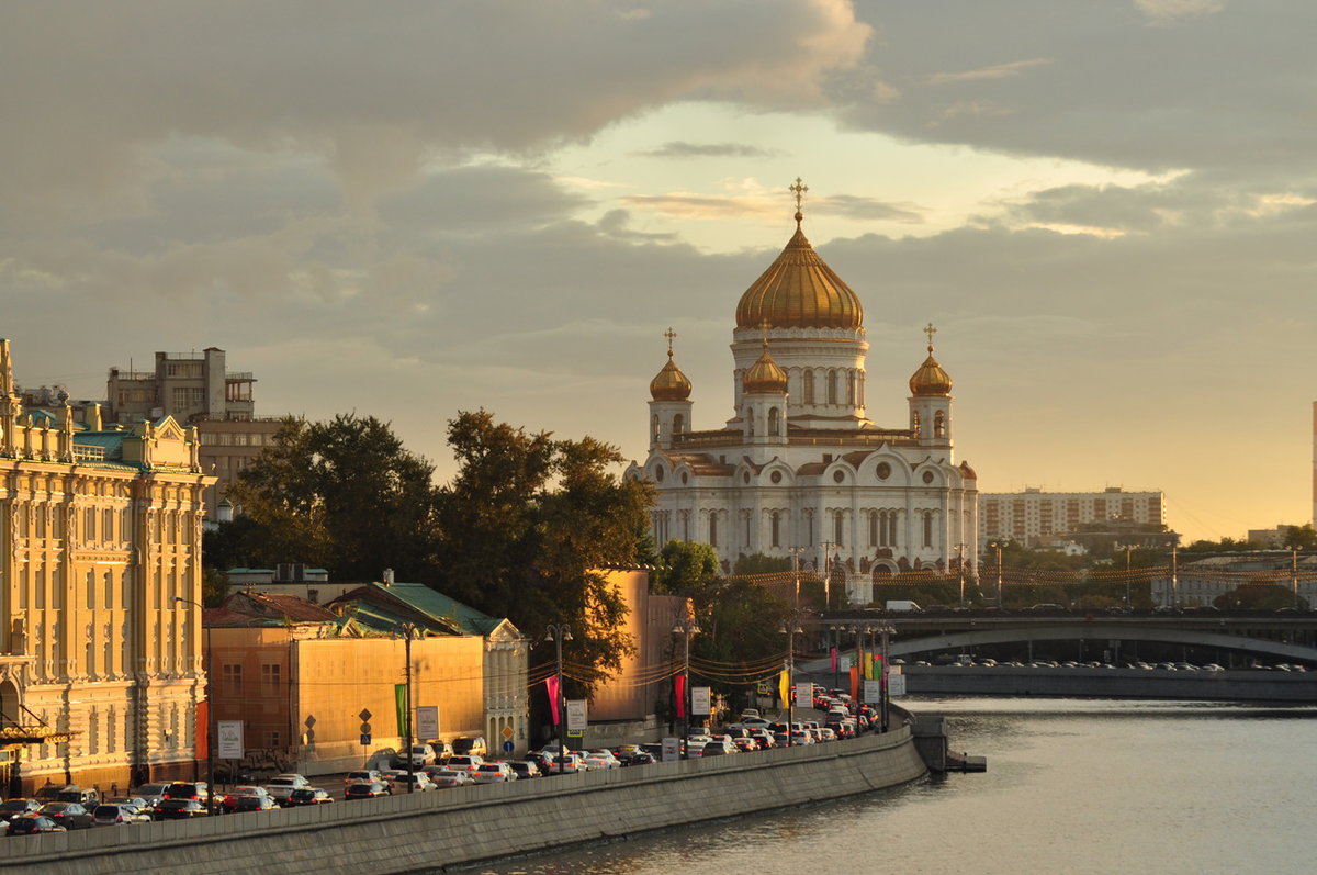 храм христа спасителя в москве фото