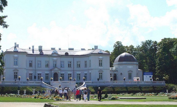 дворец тышкевичей паланга фото
