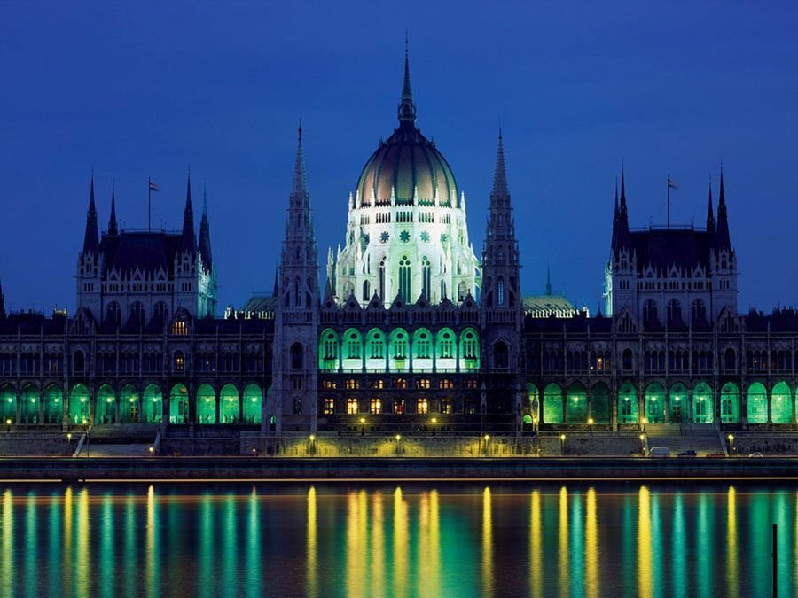 здание парламента в будапеште фото