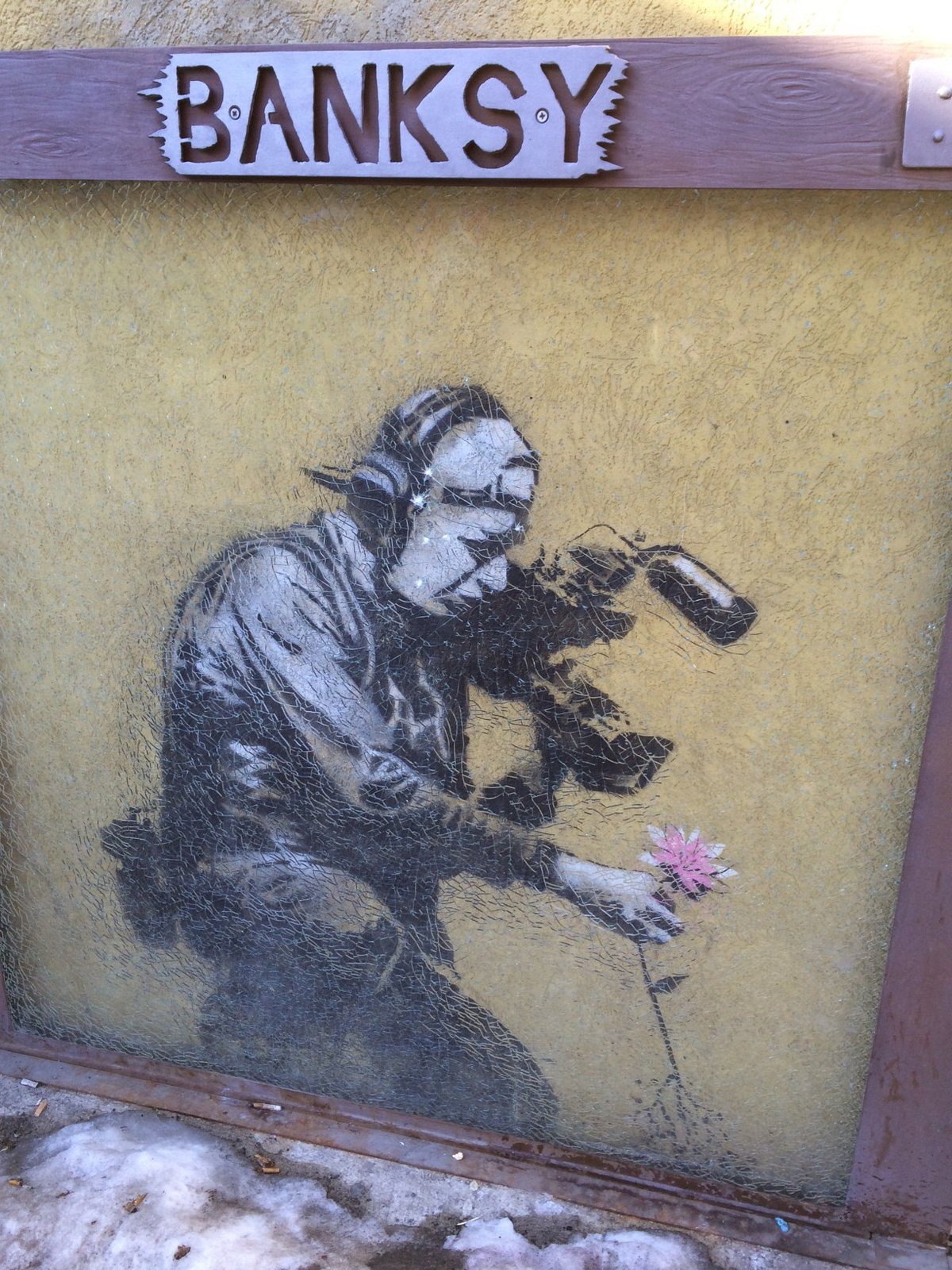 banksy unmasked фото